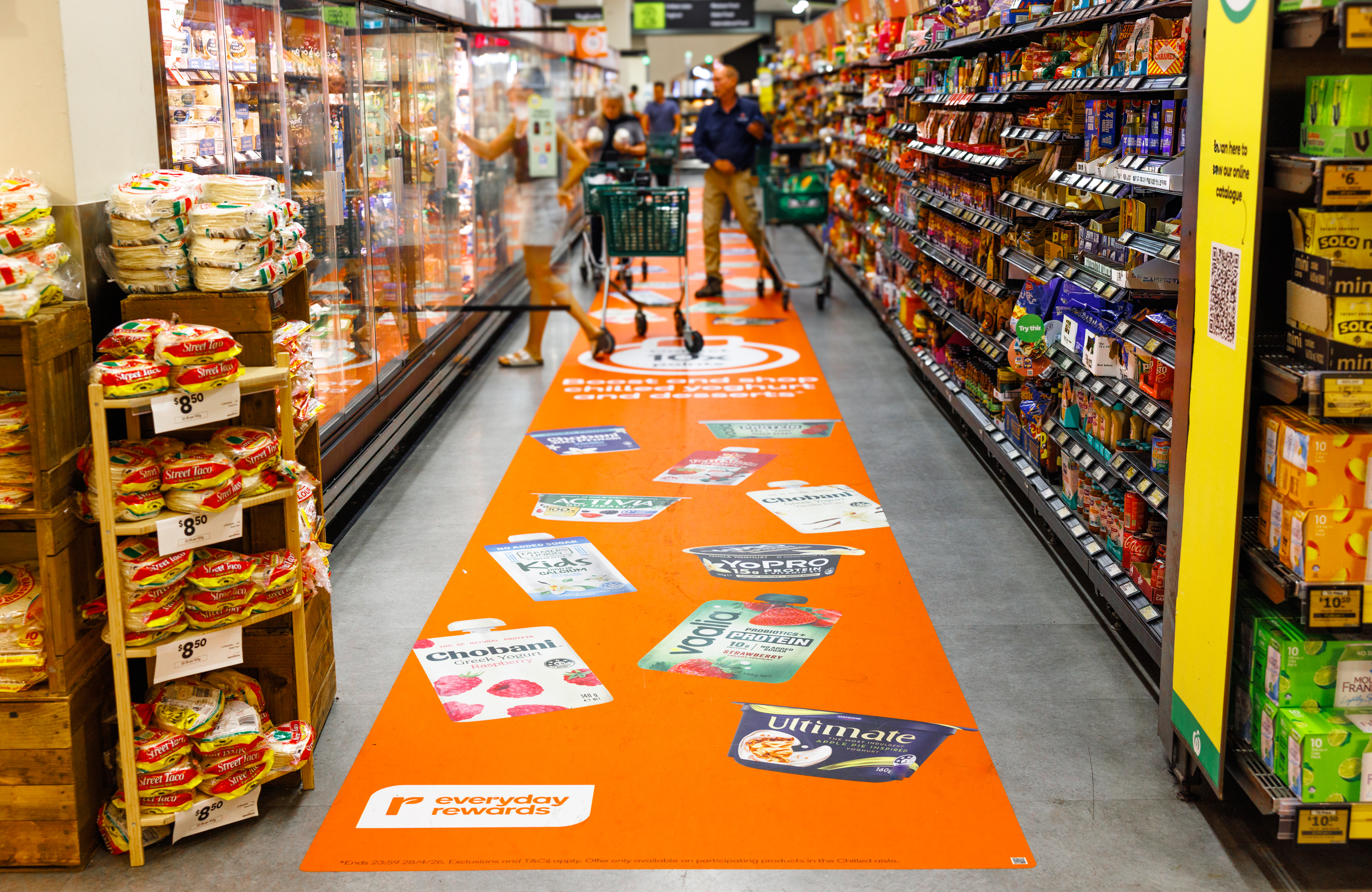 in-aisle advertising floor decal