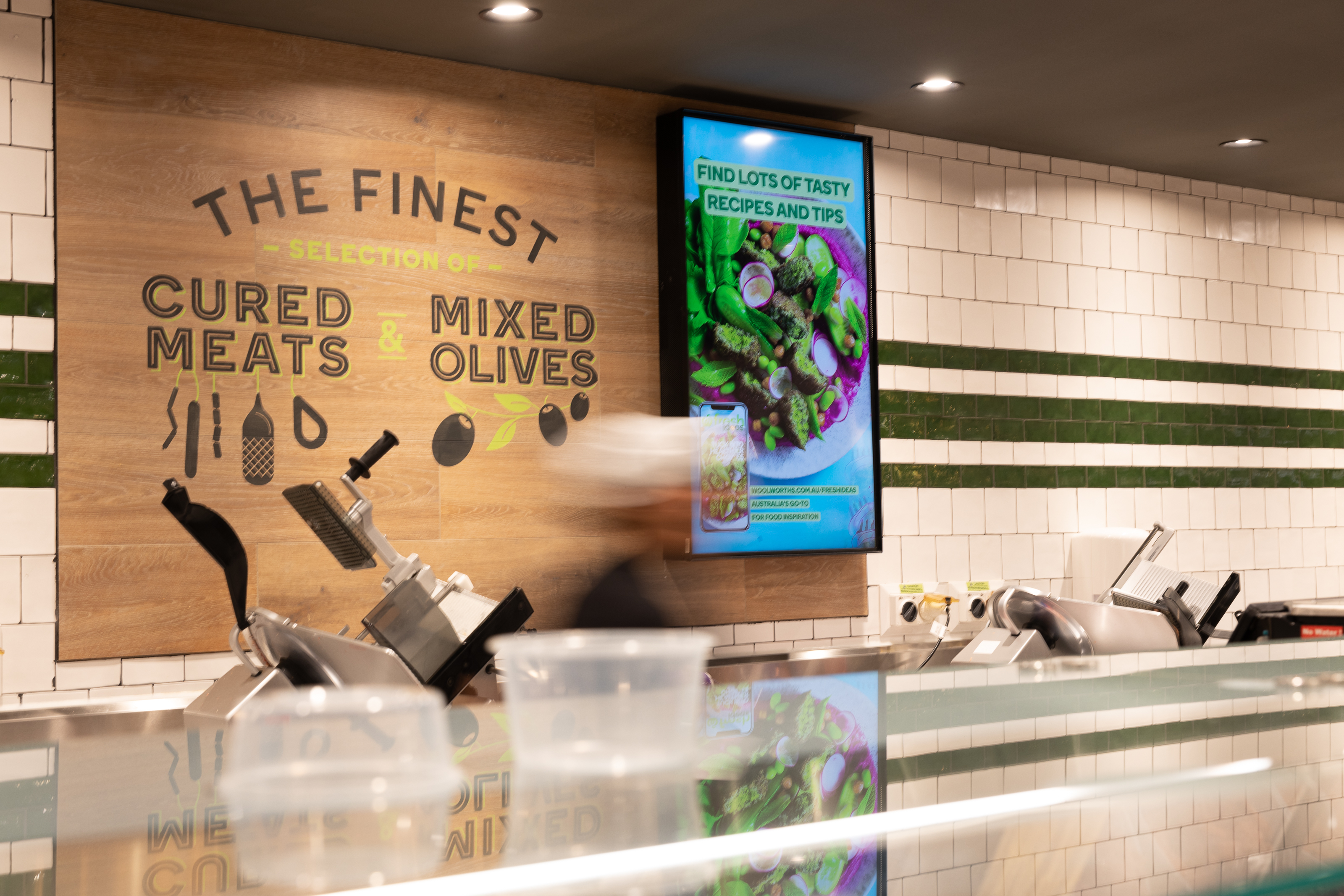 Screen in Woolworths Deli