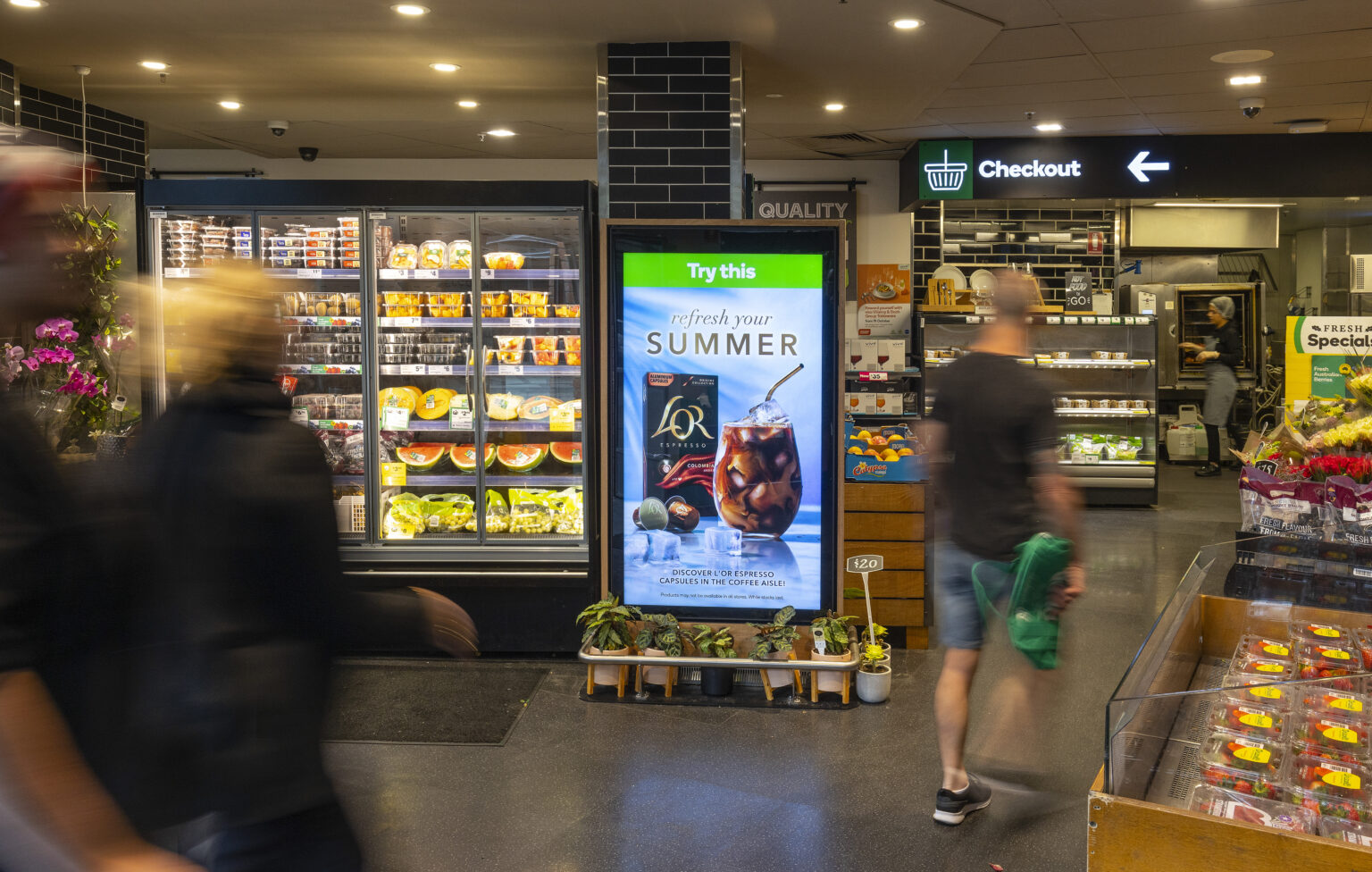 Screen in Metro